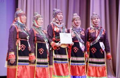 Вокальный ансамбль «Туслăх»  (Большешемякинский СДК)