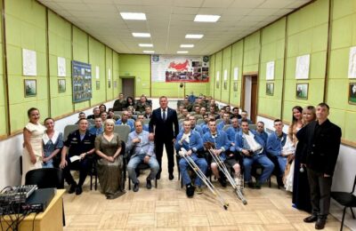 Встреча со служащими 36-го Отдельного медицинского аэромобильного отряда Воздушно-Десантных Войск и пациентами военного госпиталя