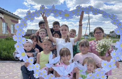 Познавательная программа «Вместе дружная семья»
