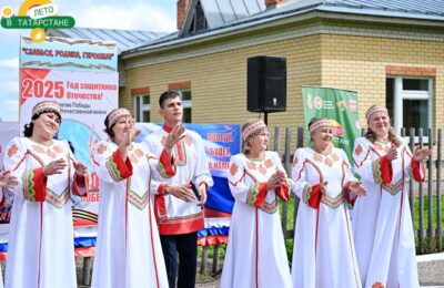 Театрализованный концерт «Славься, Родина, героями!», в рамках II районного смотра-конкурса «Лучшее культурно-досуговое учреждение 2025 года»