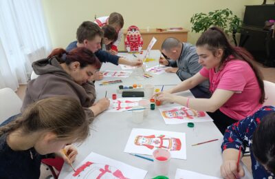 Мастер – класс «Роспись мордовской матрешки» для людей с ментальными нарушениями здоровья «Мир один на всех»