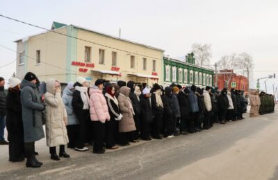Торжественный митинг «Великий подвиг ваш история хранит», посвящённый 82-й годовщине освобождения города Ленинград от фашистской блокады