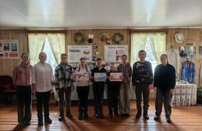 Информационные  акции, познавательные часы, информационные программы «Крымская весна!», посвященные  Дню  воссоединения Крыма с Россией