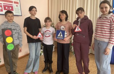 Познавательная беседа «Путешествие в страну дорожных знаков»